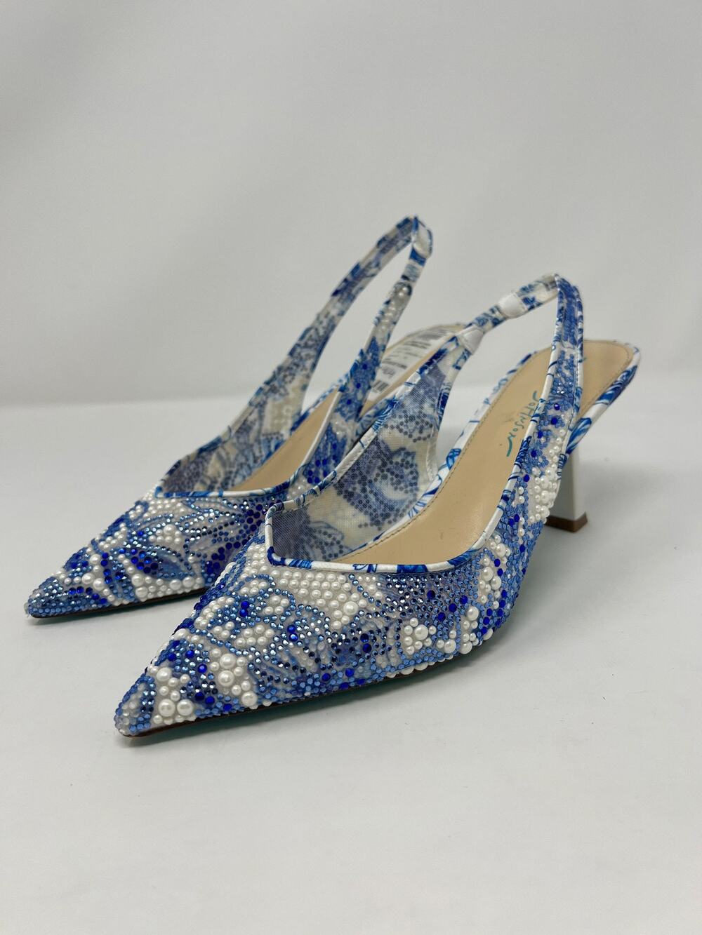 Betsey Johnson Women's 8M White Blue Synthetic Slingback Heels